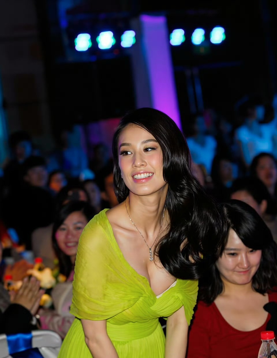 黄圣依身材好好黄圣依