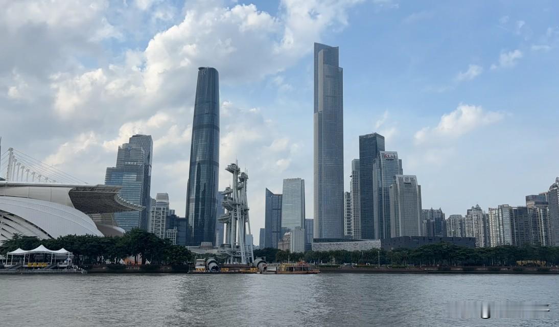 广州十五五规划：2030年GDP要达到4.5万亿！在2025年，广州的GDP