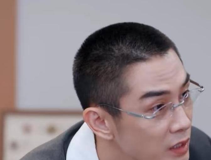 戚薇和李承铉凭日常“小日子”上了热搜，让人惊呼：原来明星夫妻也这么接地气！戚薇素