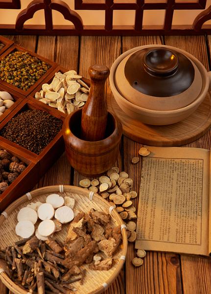 肾囊肿——为普通患者打造的良方，主药仅数味，花费不过几十元去年，我遇到一位被