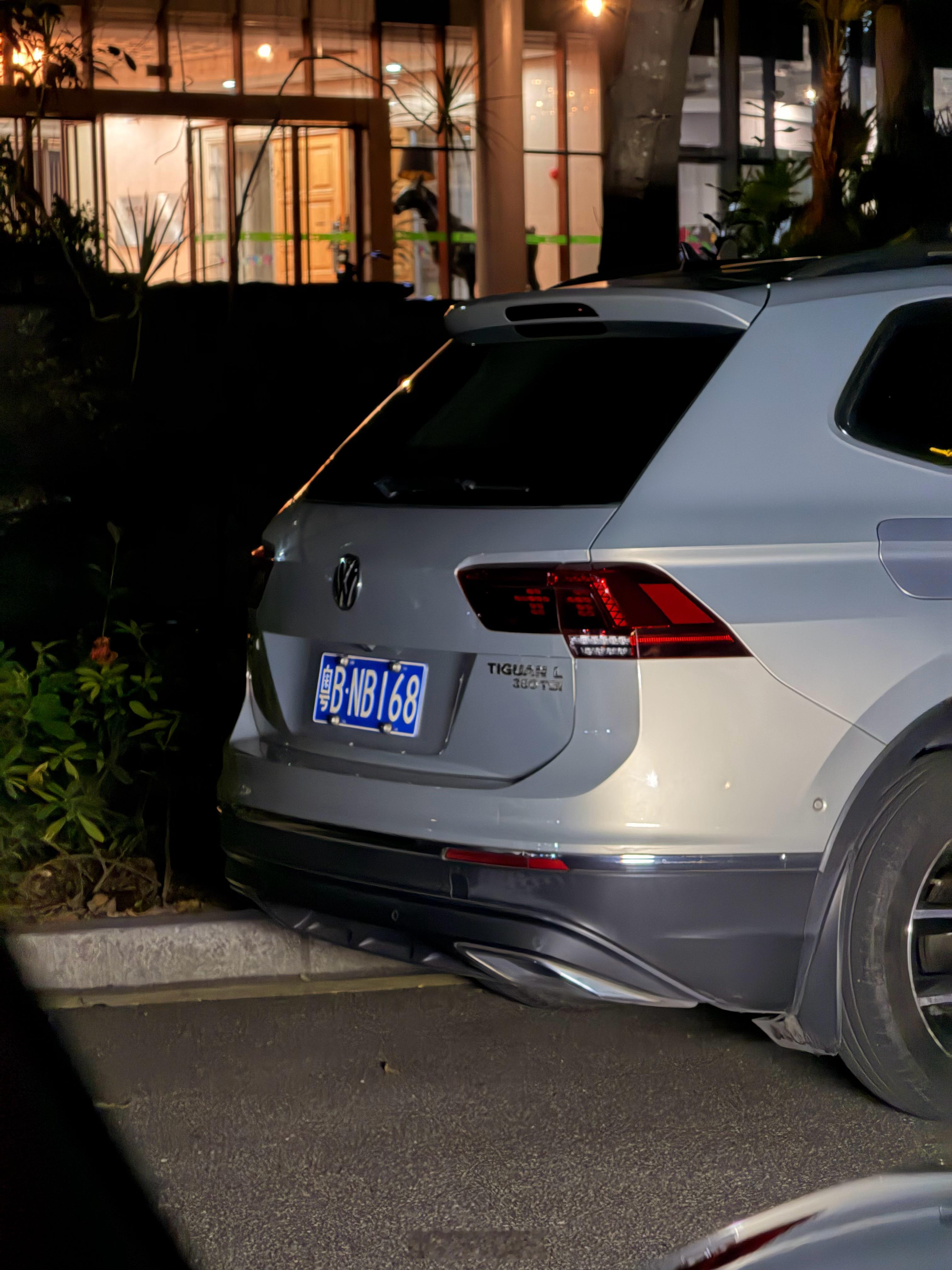 我靠，什么神仙牌号。