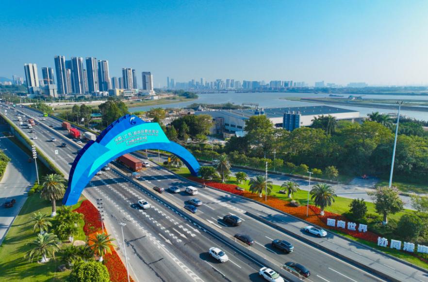 广州市市长在广州市第十六届人民代表大会第六次会议作政府工作报告。报告在2026年