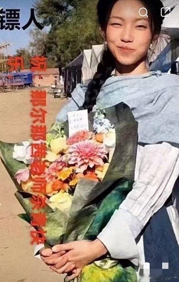 那尔那茜当时镖人阿育娅的造型