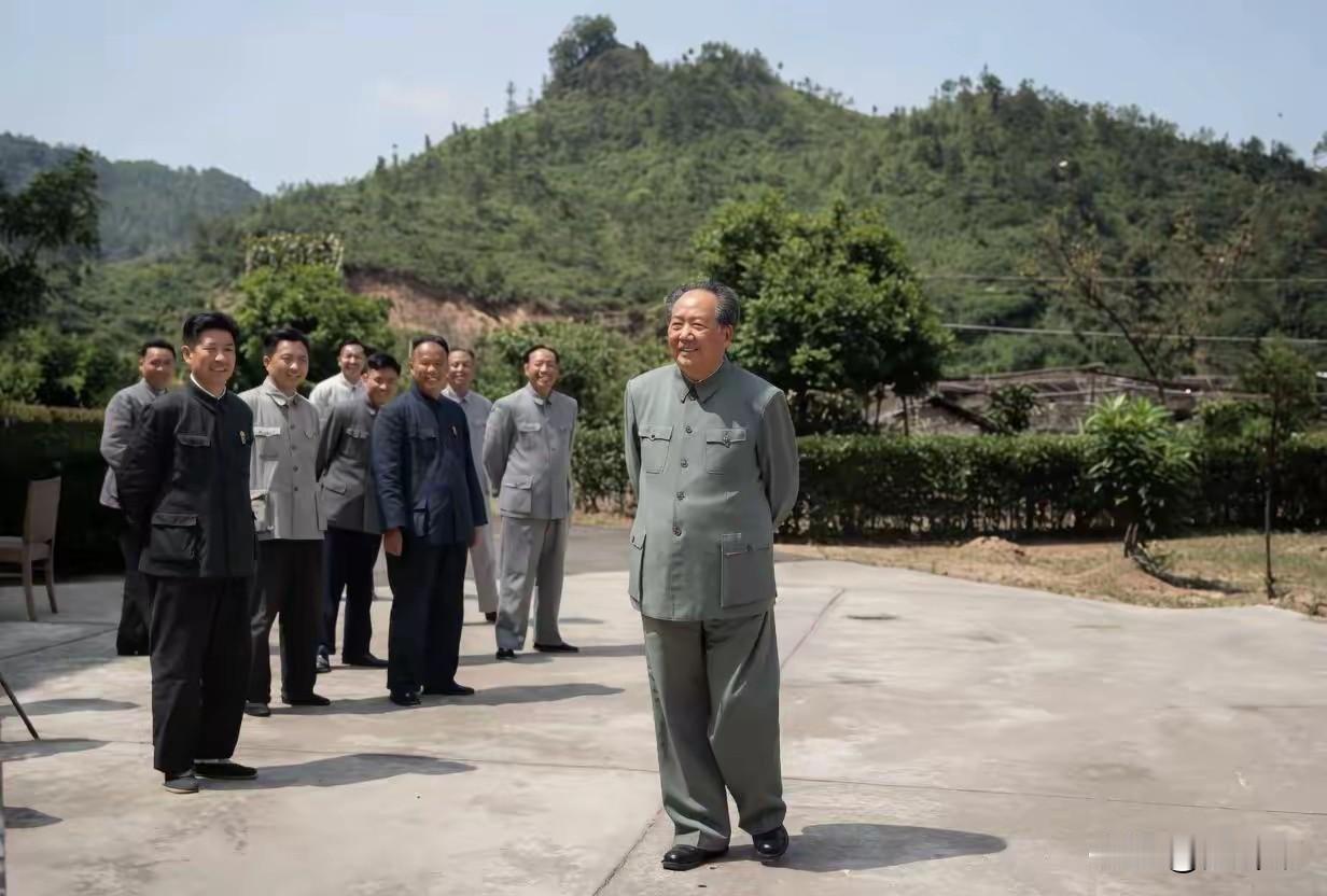 重磅雄文！再次重上那座山，它叫井冈山！人还是那个人，这人就是“”春来我不先开