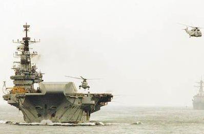 2004年，普京以1美元“送”给印度一艘航母。印度大喜，想都没想就签了合同。然而