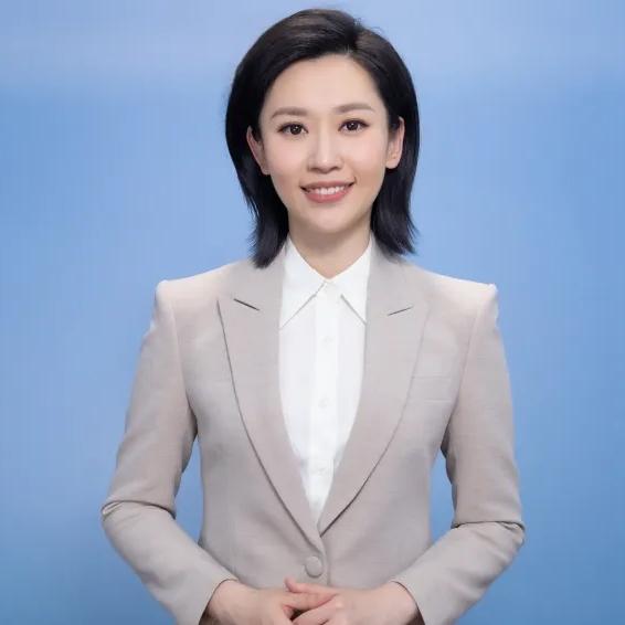 央视女主持人王音棋，长得真的太好看了，自然大方、气质如兰，温柔又高级，越看越舒服