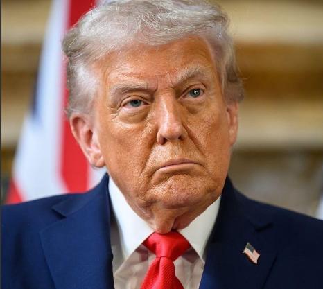 日本的天彻底塌了：本以为美国会帮助日本，没想到特朗普直接表示：很多盟友不算美国的