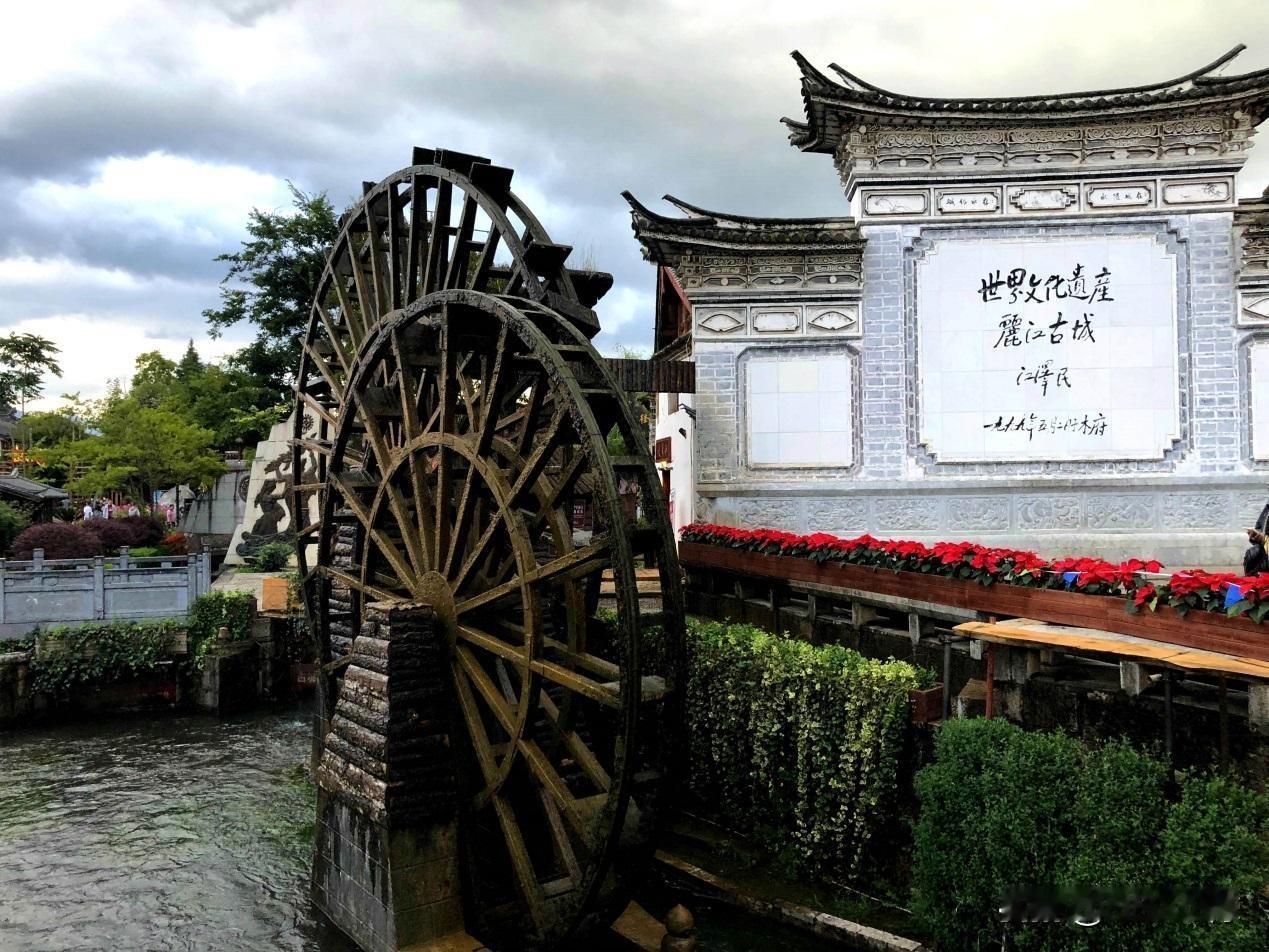 云南省只有1个区的地级市1.保山（隆阳区）2.昭通（昭阳区）3.丽江（古