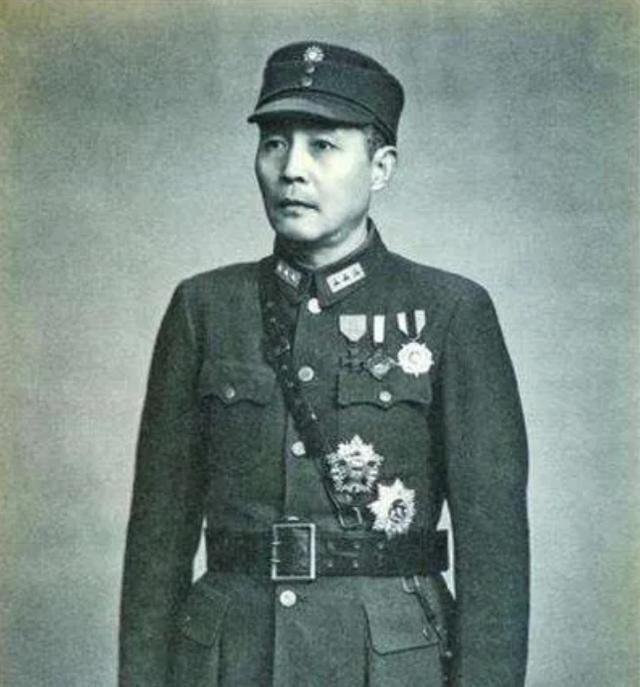 1938年，钱大钧黑着脸走进军统湖北站，当着众特务的面，一枪击毙了特务处长杨若琛
