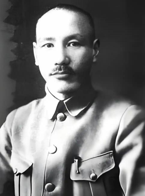 1942年，蒋介石给于学忠下令，让他秘密枪决万毅，于学忠收到电报后，顿时陷入两难