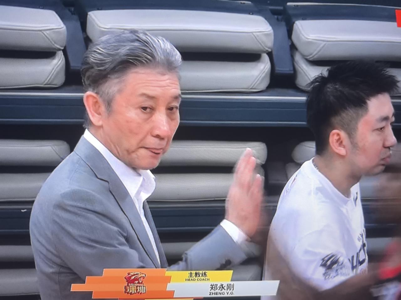 赛季结束---广东三雄座位该调整一下了！1深圳队---大哥位置球队包揽了常