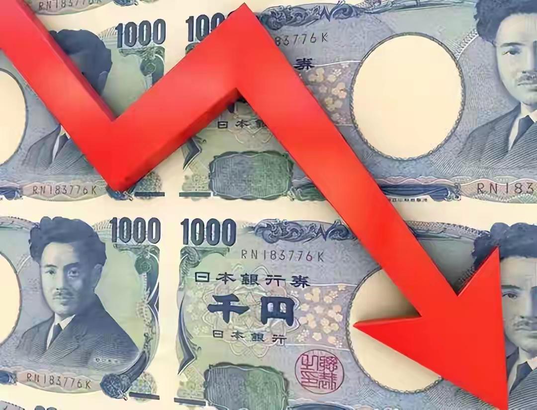 被中国制裁后劲太大！日本五大产业崩盘，日元沦为全球最弱货币？日本经济这一百