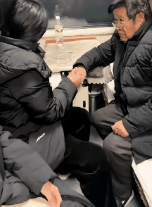 不管你信不信，或许，这个世界上，除了父母之外，只有老师想让你更好！即使分别几十年