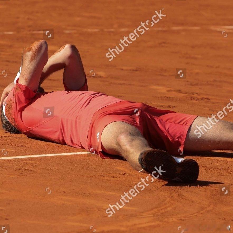 西西帕斯谈为何不去南美参加巡回赛。“他们从未给过我好的出场费。当经济差异很大时，