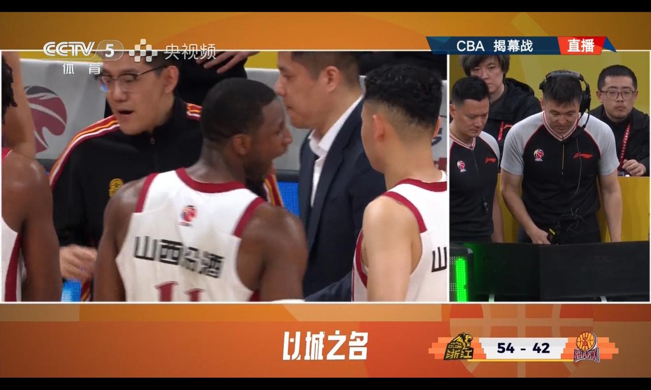 迪亚诺连续挥手打人，才打伤朱俊龙嘴巴，这根本不是肘击迪亚诺民愤最大，除了山西