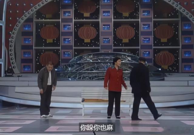 “可是，上身之后真的会很难受，很难受，就像是低血糖一样，天旋地转的那种，之后会吐