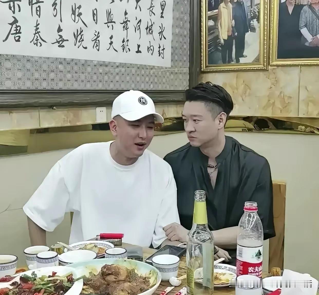 这个理由挺好的！潘云侠是王惠老姨家的孩子，所以两个人是正经亲戚，他离开德云社并