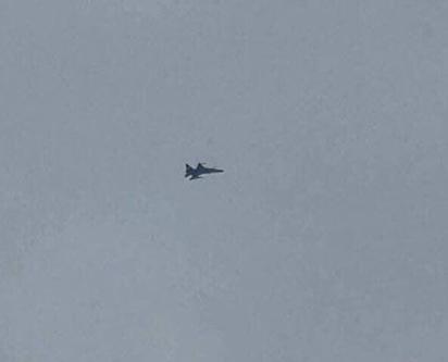 突发！巴基斯坦空军JF-17枭龙战斗机升空，接连击落2架自杀式无人机！当