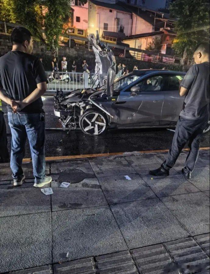 达州警方通报一起致2死交通事故6月29日凌晨4:40，达州通川区朝阳东路，潘某