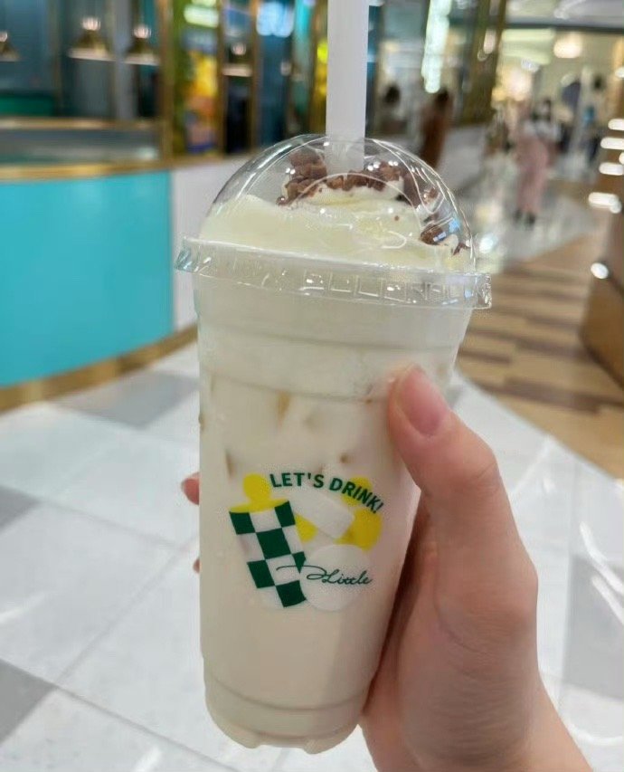 很难过，短暂地感受到了美女的特权