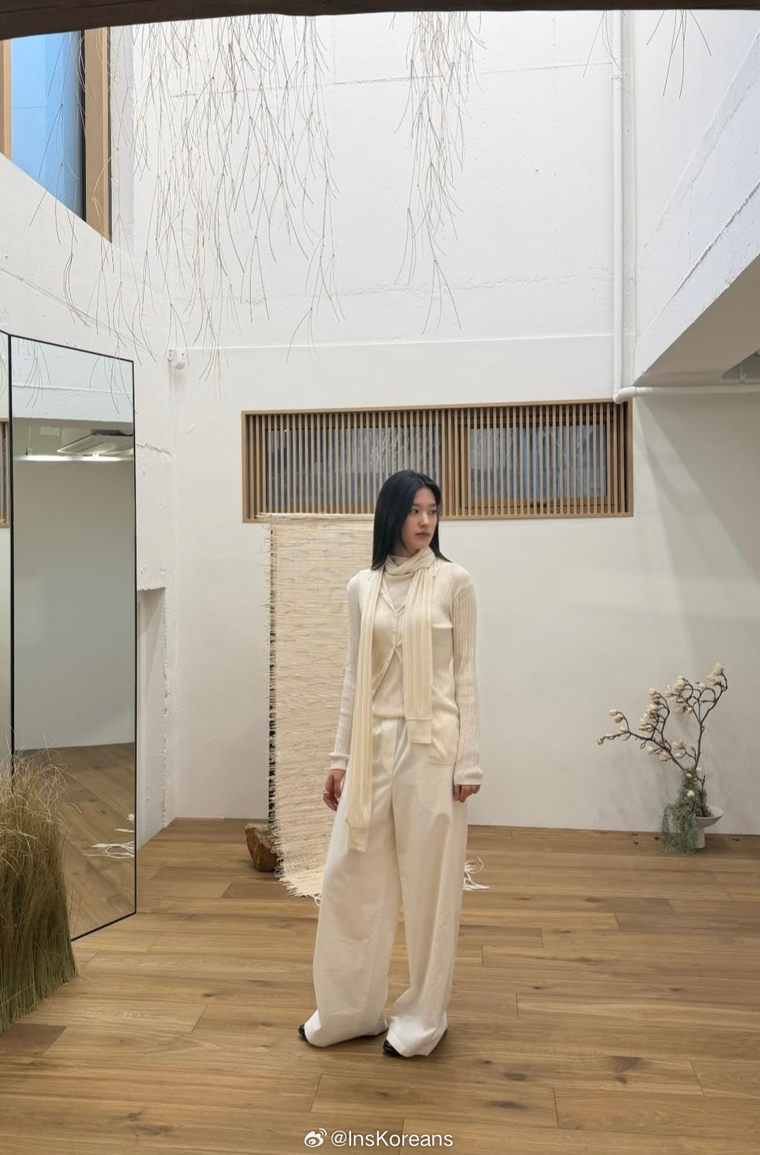 穿搭分享连续更新第2760天韩国时尚女生日常搭配韩系穿搭超能新星汇新星v计划开