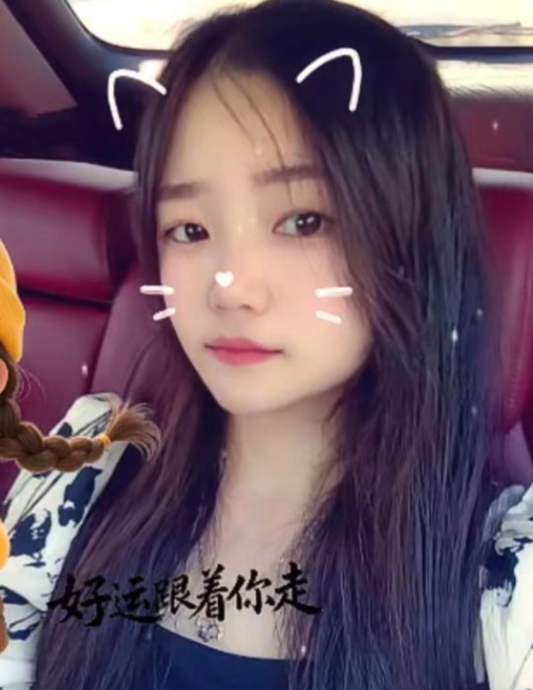 夫妻久了，好感没了，爱也没了，离也离不了，过也过不好，刚结婚时放个屁都一起笑，现