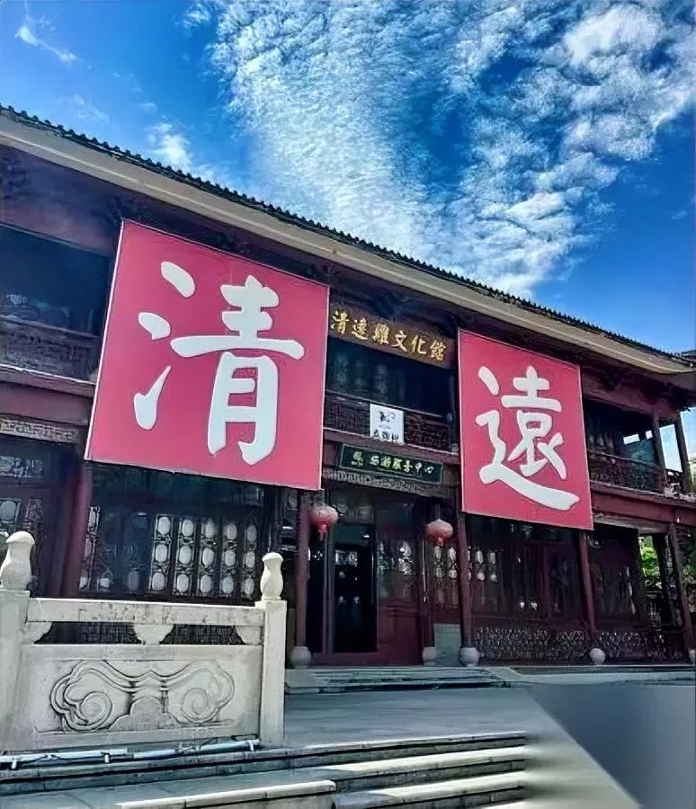 钱有多重要？真的太重要了。我40岁的妯娌，活生生给所有人上了一课。她