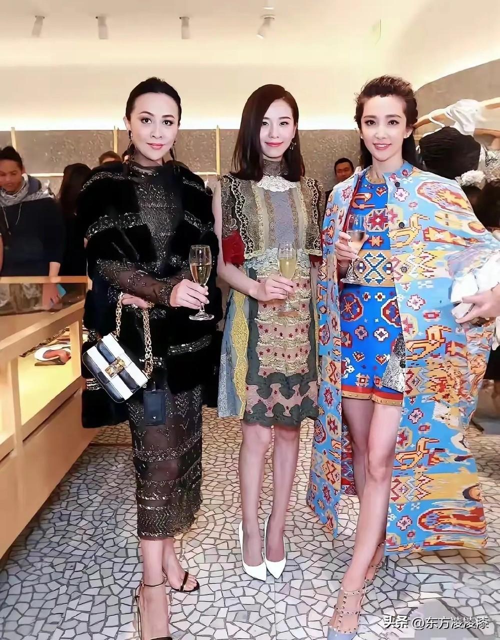 三人一对比，还是刘诗诗最有气质！便宜了吴奇隆这个“老登”，这么大的年龄找到这么