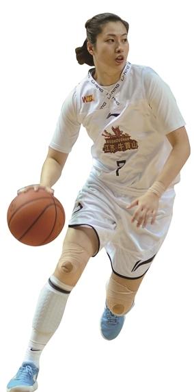 江苏女篮送卫冕冠军东莞女篮回家，谁最该背锅？老将杨力维和黄思静尽力了，但奈何队