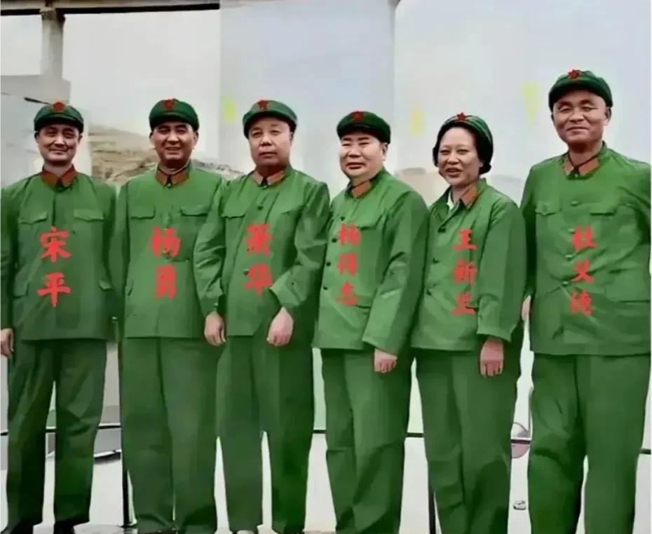 ＃记录我的2025＃一九八零年六月，刚刚被委以解放军总参谋长重任的杨得志将军就