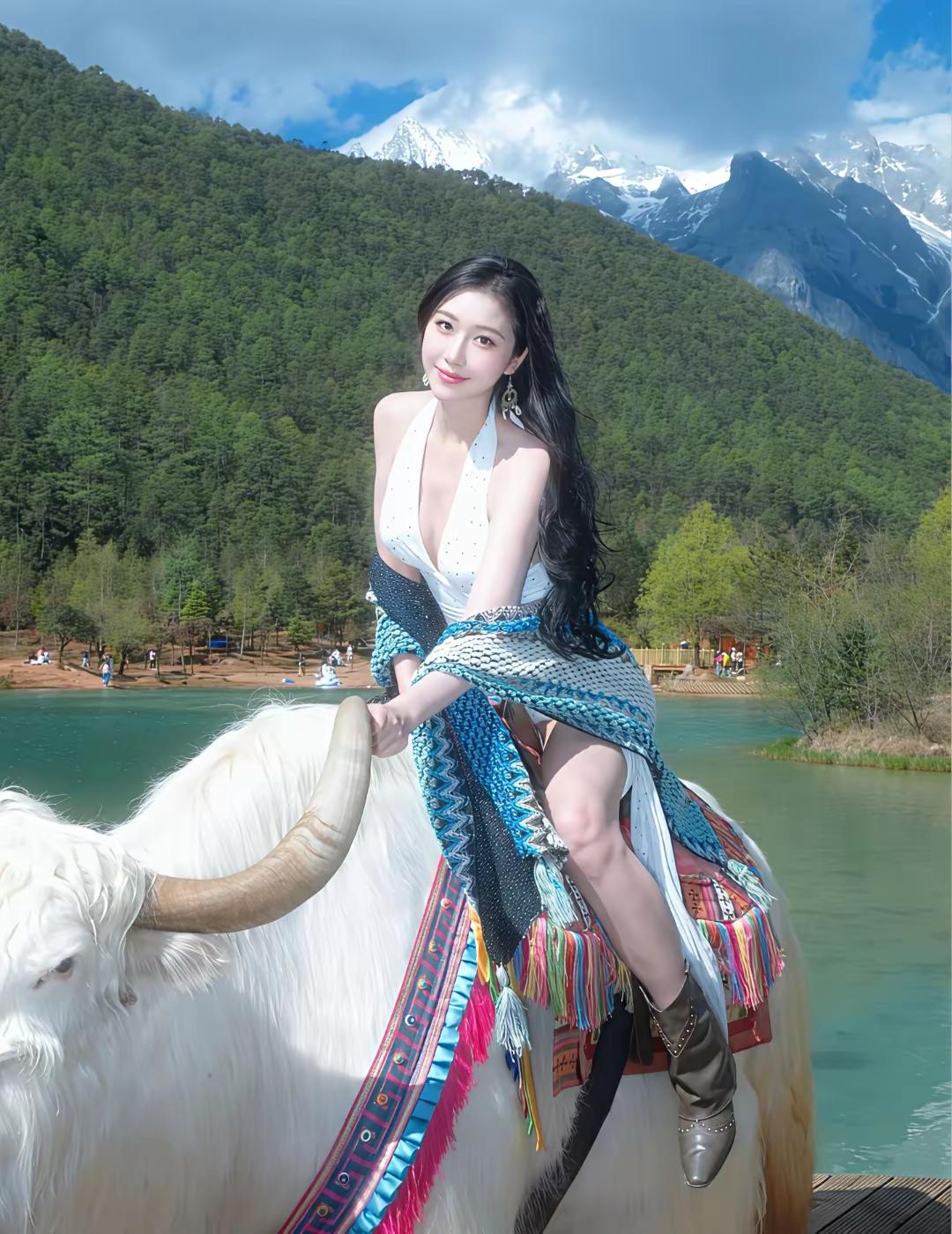 我们总以为，人生最大的痛苦是“求而不得”。后来才明白，有些缺口，恰恰是光照进来的