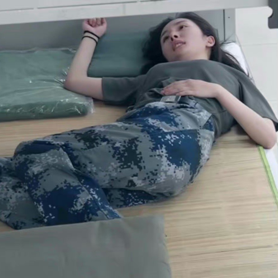 出发杭州晚上再飞回来…