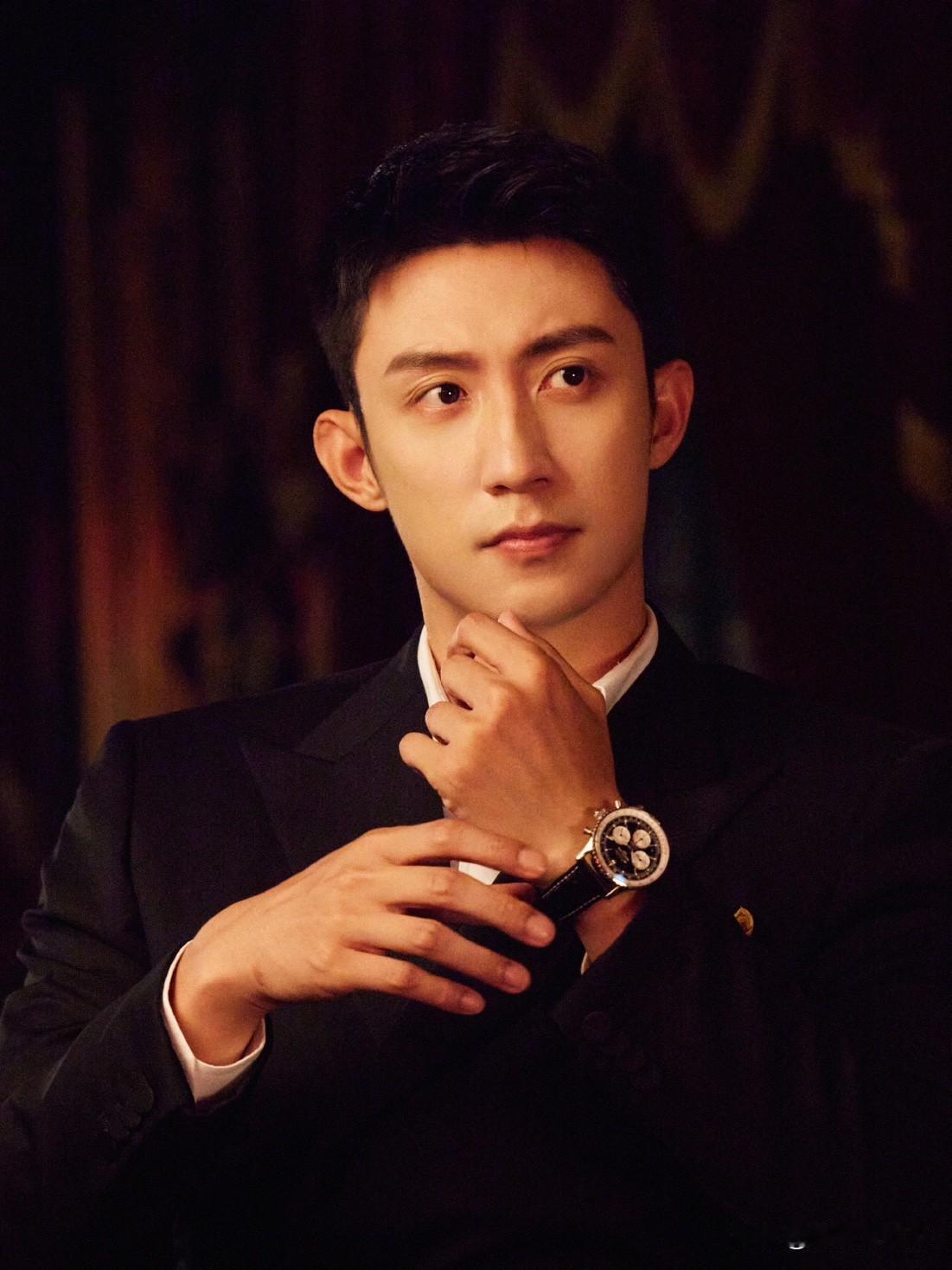 黄景瑜总算是松了一口气因为综艺cp被资方看好，他和金晨合作的《明川有知夏》，其