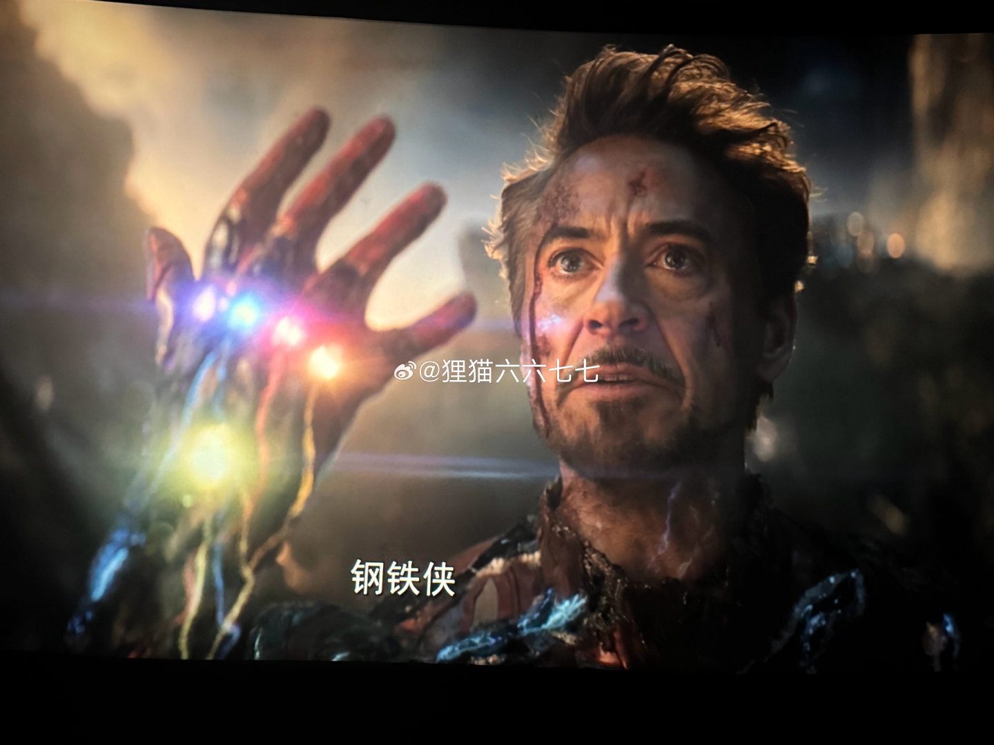 #米虫之#复仇者联盟4，钢铁侠打了一个响指🫰​