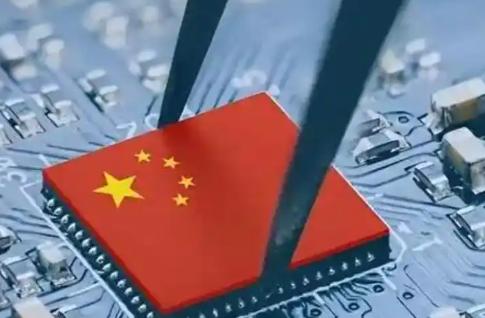 光刻机巨头阿斯麦CEO：我们要让中国继续落后，现在销往中国的光刻机，与尖端技术有