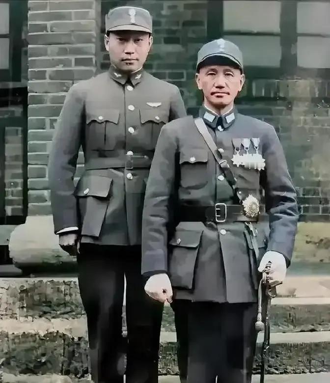 蒋介石对妹妹的独子竺培风十分疼爱。据当时在蒋介石身边的保卫员说，只要竺培风来了，