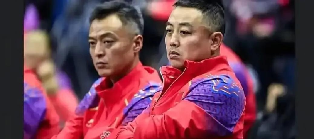 国乒教练组在拿运动员“做减法”和“加码”，核心就是心态布局。孙颖莎那场拉锯