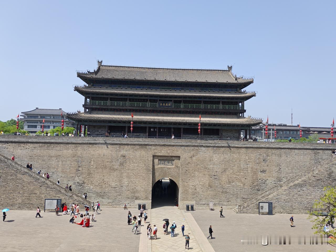 西安古城墙城楼大全(由东门起，按顺时针方向)【一】长乐门(东门)→东南角→永宁