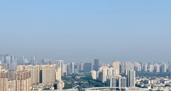 38°C高温再次返场成都，明天39°C。硬是只凉快了一天，超级计算机算得太准确啦