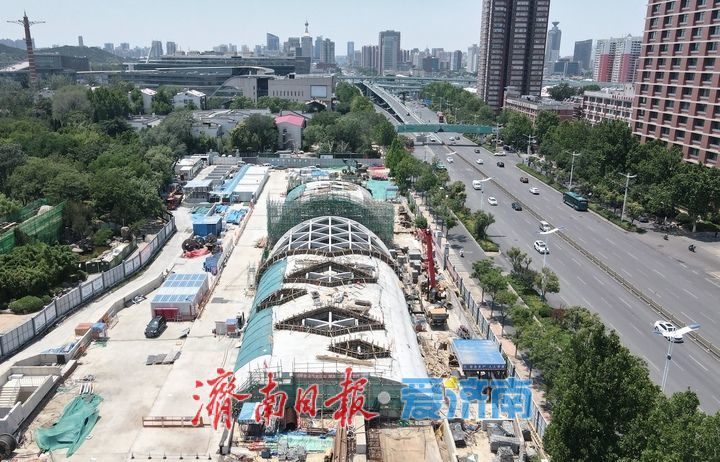 济南轨交4号线最“浅”车站地上站厅层亮相