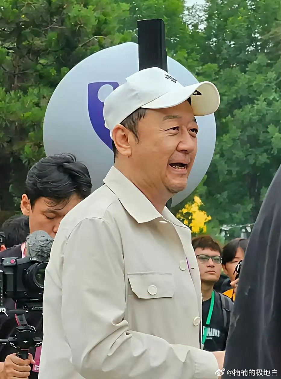 郭涛从爸爸去哪变成孩子去哪了谁懂这种反差萌？郭涛说自己早没爹味只剩老人味，以前