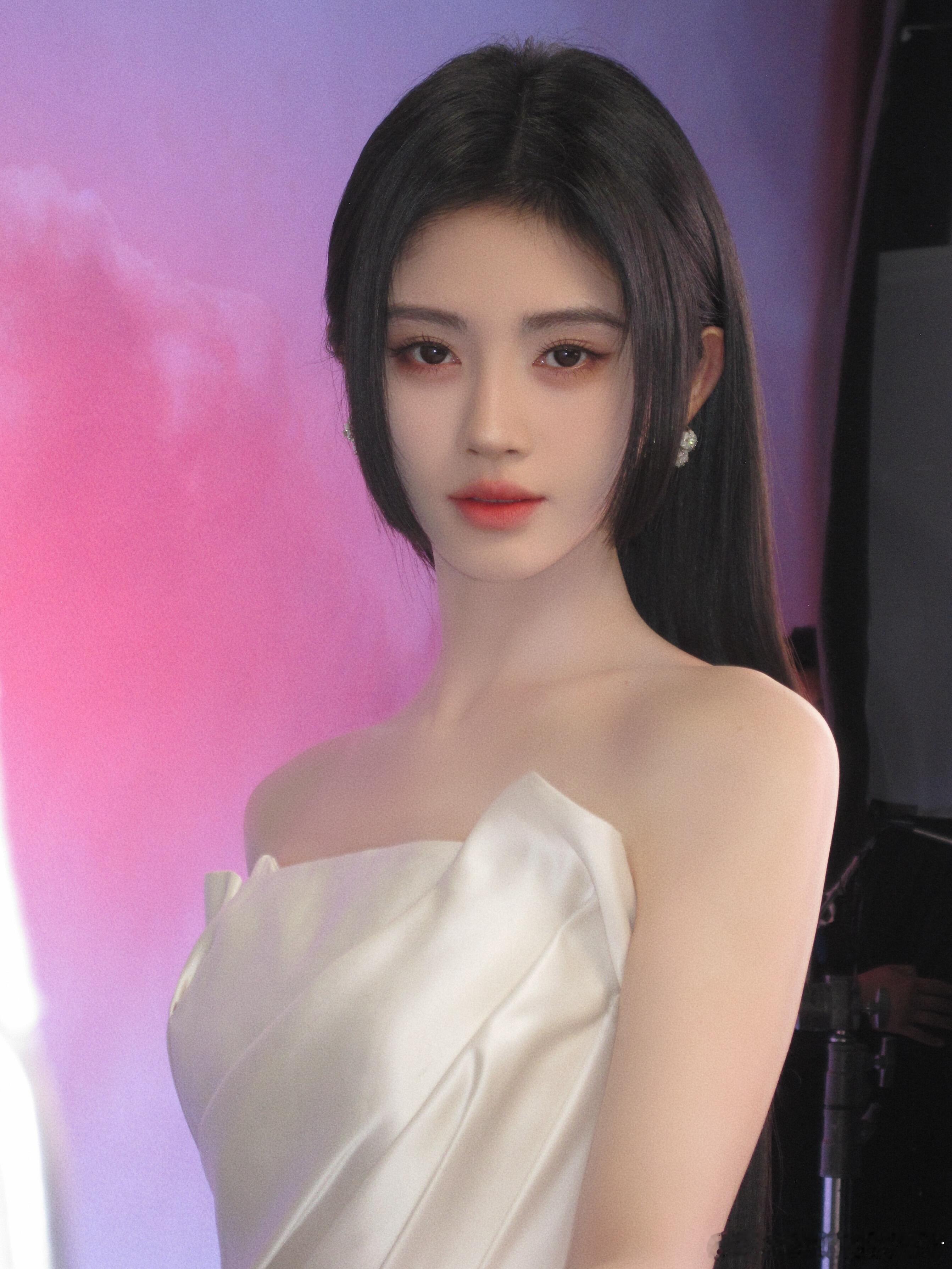 鞠婧祎新全球代官宣，星品连续三小时实时榜TOP1。还有真心觉得这个世界上没有比莴