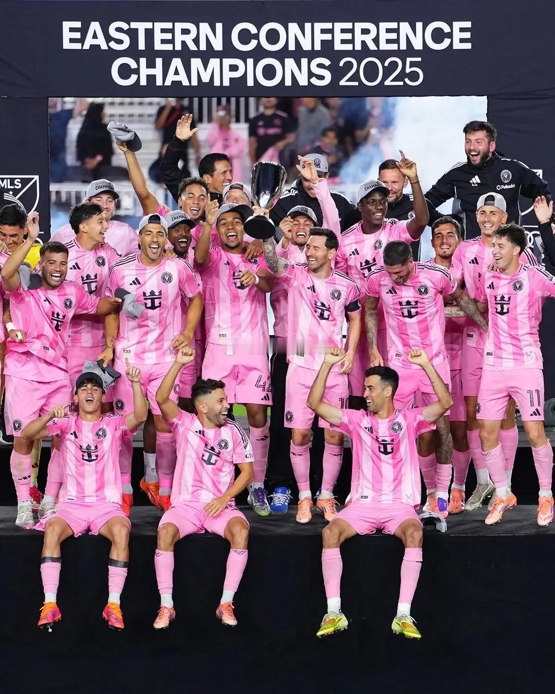 梅西创造的美职联历史单赛季最佳球员表现括号内为每90分钟数据33场2870分钟3