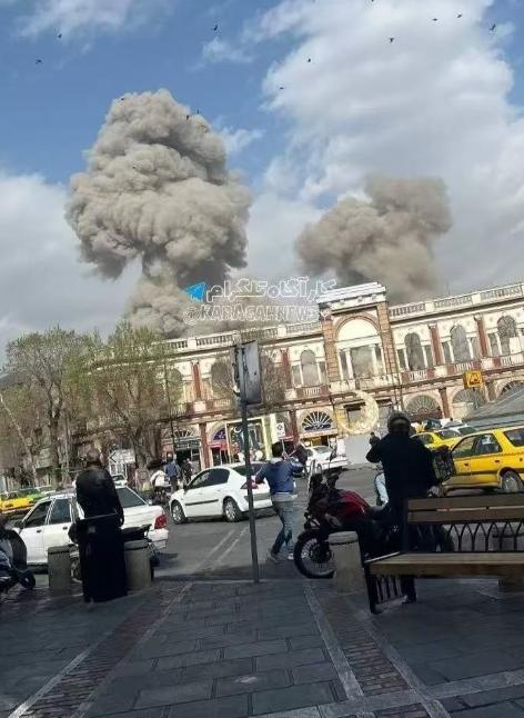 轮到以色列被炸了，伊朗开始报复，导弹已发射就在刚刚经受了美以联合轰炸的伊朗，