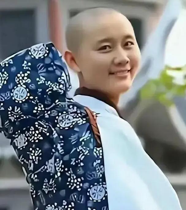 2008年，山东19岁大学生，梦到佛祖，佛祖在梦里直言，她是自己座下的童子，该回