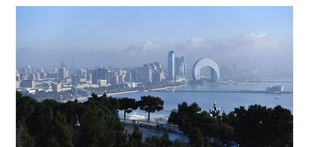 阿塞拜疆，俄罗斯喊你承认克里米亚---