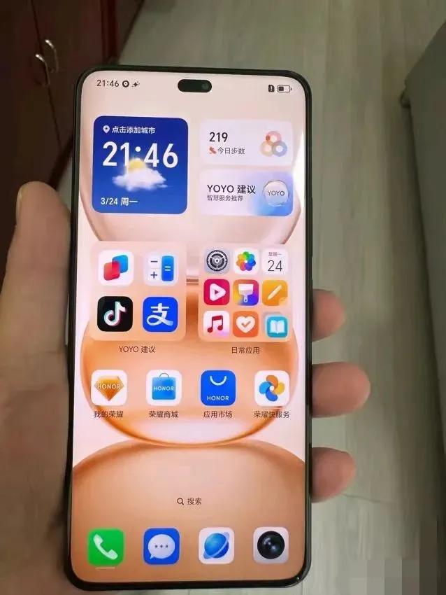 在新评科技的手机续航测试排行，荣耀Power断崖式领先。当看到这个，它不止简直