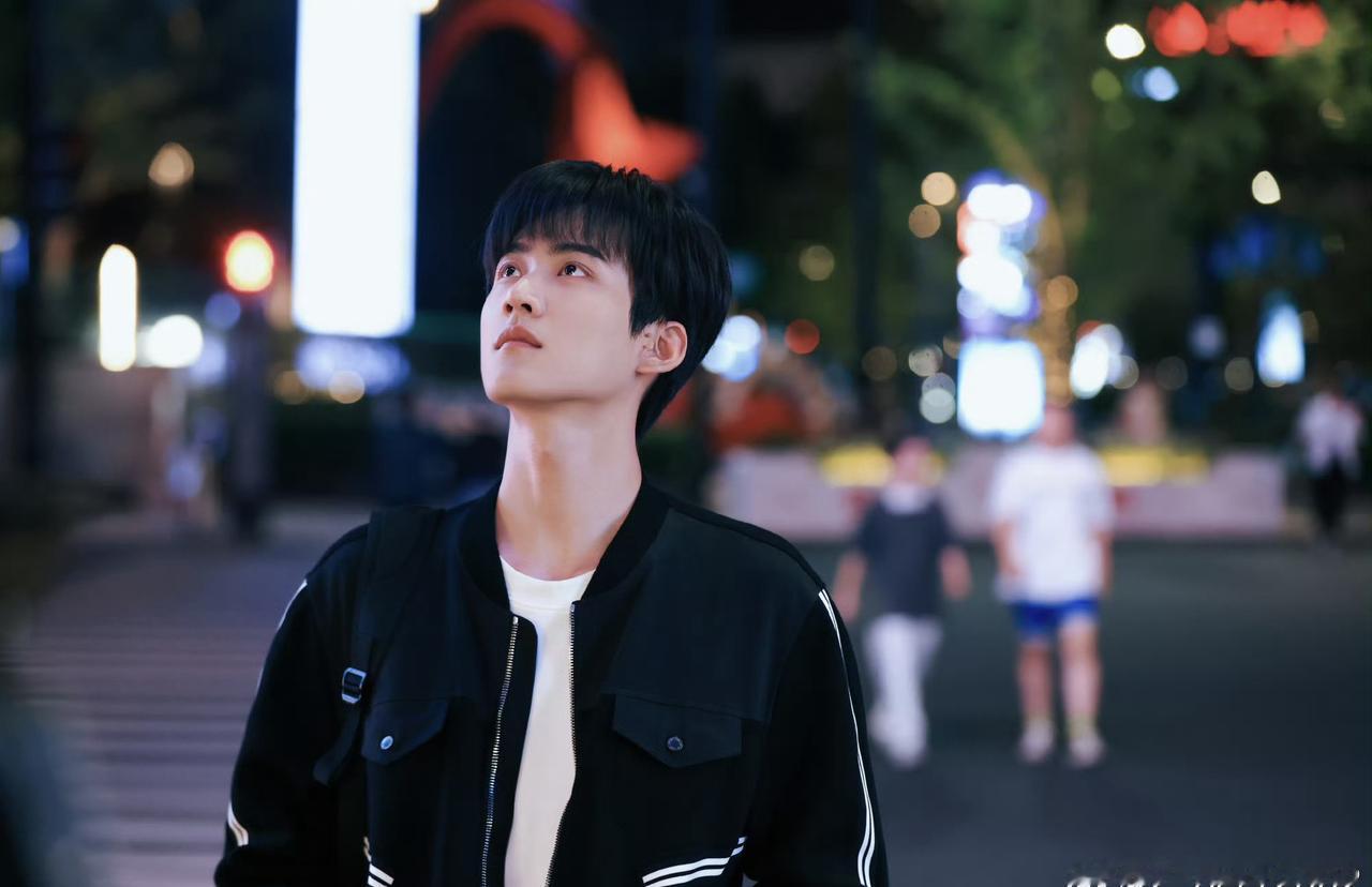 周柯宇超话周柯宇的李雾时刻狙击蝴蝶大结局我想谢谢李雾，谢谢周柯宇狙击