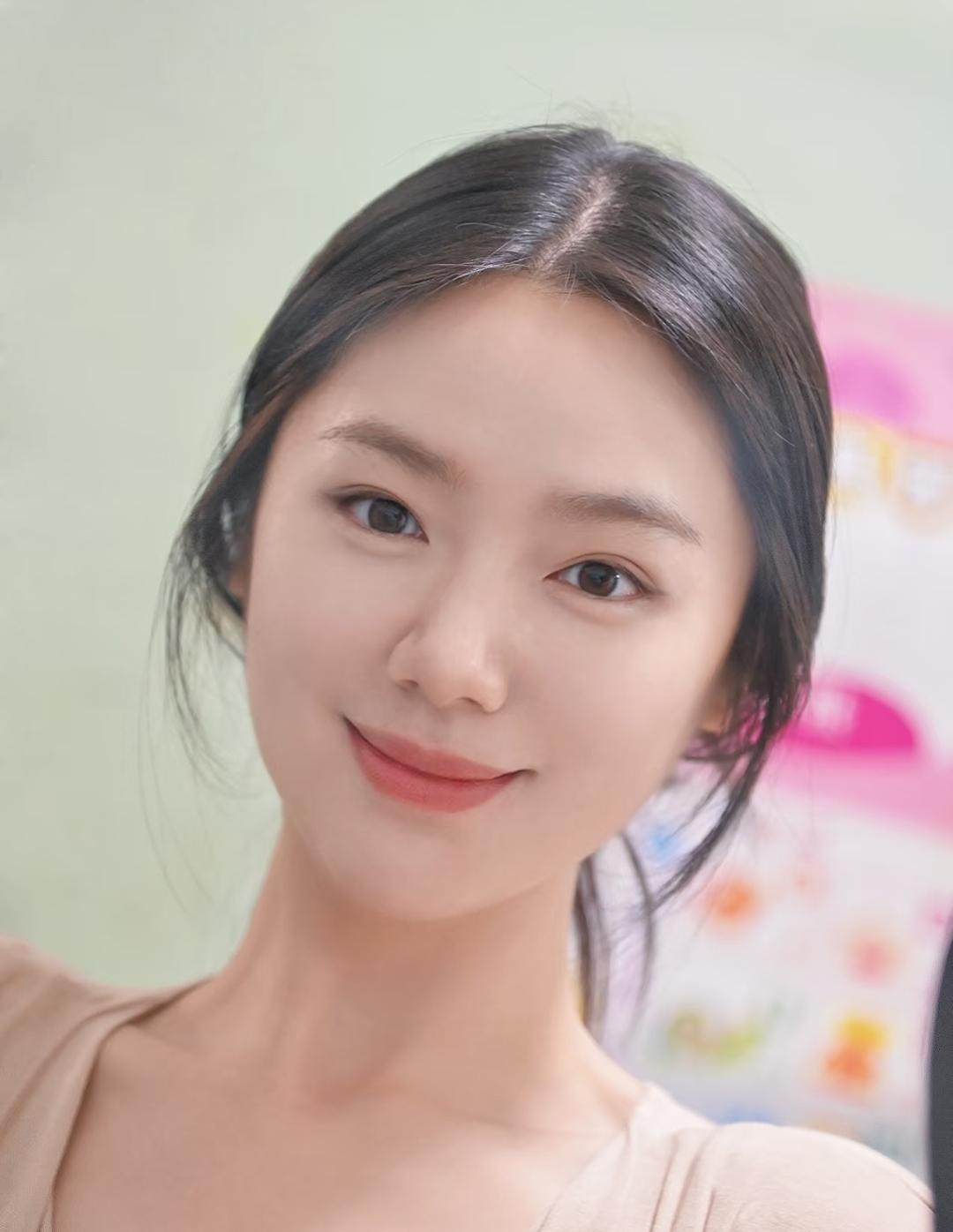 现在的公婆还有正常点的吗？侄女烟草局的，垄断国企，找了个国家电网的男朋友，工作