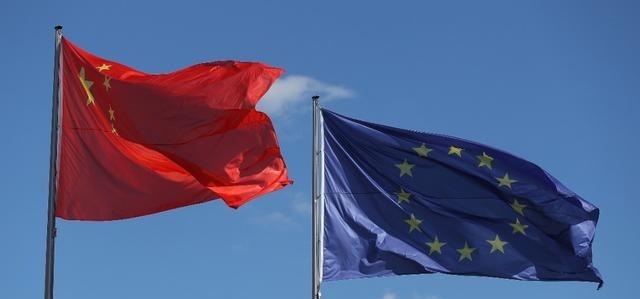 荷兰政府突然宣布了。2026年1月，在海牙发布对中国新的出口管制细则，将部分浸